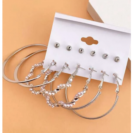 6 paires Boucles d oreilles a  fausse perle dore et argent